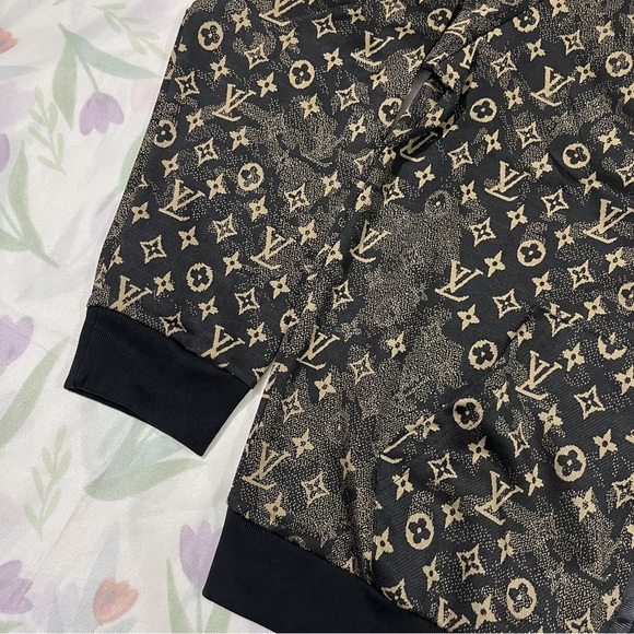 Louis Vuitton Monogram Pattern Jacket - Picture 3 of 10